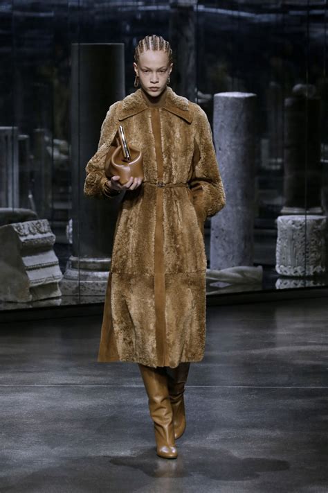 collection fendi 2021|fendi fur collection.